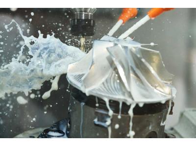 فروش انواع روغن و روانکارهای صنعتی 