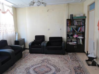 رودکی خمسه، 52 متر، 1 نفر همخونه