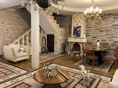 1350 متر باغ ویلای سنددار شیک در شهریار