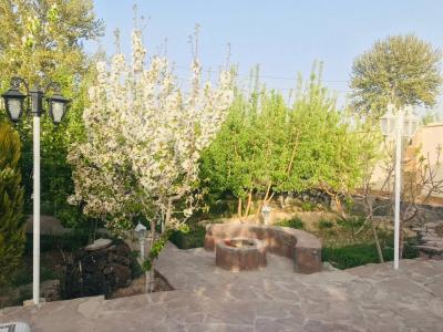 گل های رویایی-1150  متر باغ ویلای مشجر سنددار در شهریار