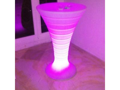 اجاره میز ، نیمکت ، میز بار و انواع میز های دیگر نور یا ( led )