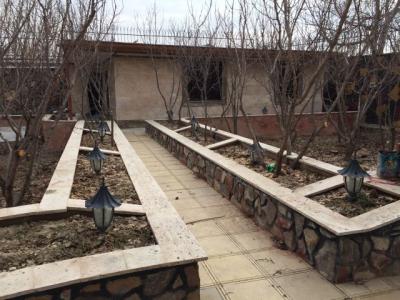  فروش باغ ویلا 800 متری در کردامیر(کد222)