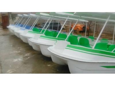 گلاس-بزرگترین تولید کننده انواع قایق تفریحی فایبرگلاس در اصفهان 