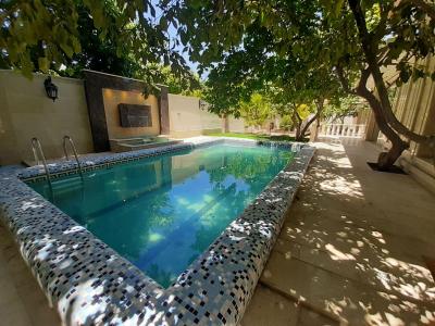 560 متر باغ ویلای استخردار در شهریار