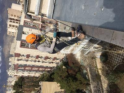 پیچ و رولپلاک نمای ساختمان