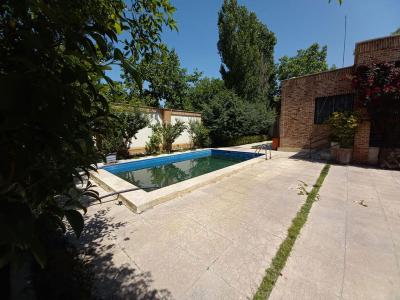 1170 متر باغ ویلای لوکس و سرسبز در شهریار