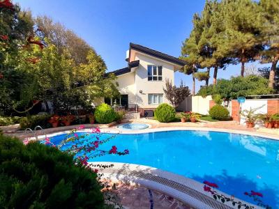 2300 متر عمارتی بسیار زیبا در شهرک زیبادشت