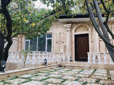 درب اتاق خواب-باغ ویلا 700 متری با نامه ی جهاد در  شهریار