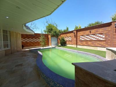 760 متر باغ ویلا با طراحی زیبا در شهریار