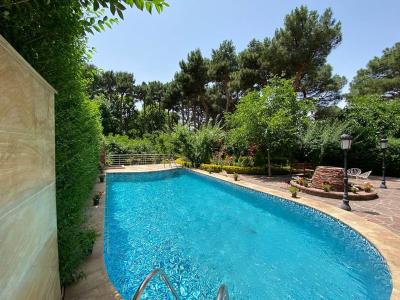 1350 متر باغ ویلا در شهرکی لوکس