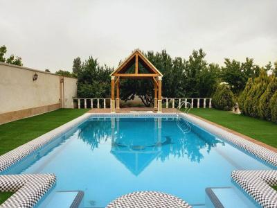 1000 متر باغ ویلا با سند تک برگ عرصه اعیان در شهریار