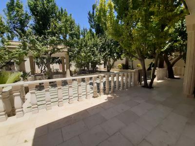 باغ ویلا 561 متری در شهریار