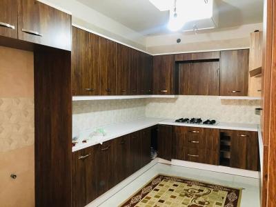 تجهیز آشپزخانه-550 متر باغ ویلای شیک و مشجر در شهریار