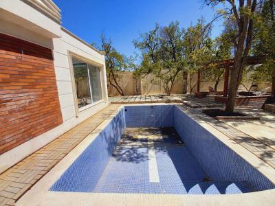 باغ ویلا 500 متری با امنیت بالا در شهریار