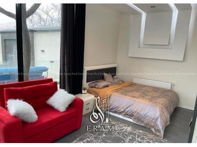 1000 متر باغ ویلا لوکس در خوشنام ملارد