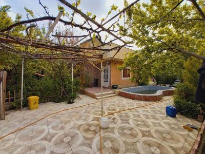 2800 متر باغ ویلا با 200 متر بنای قدیمی در شهریار