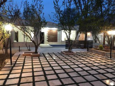 نوساز و شیک-500 متر باغ ویلای مشجر با امنیت بالا در شهریار