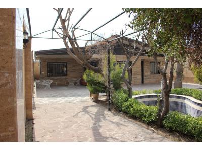 وکالت در کرج-750 متر باغ ویلای مشجر در شهریار