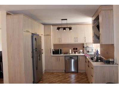 1800 متر باغ ویلای سنددار در شهریار