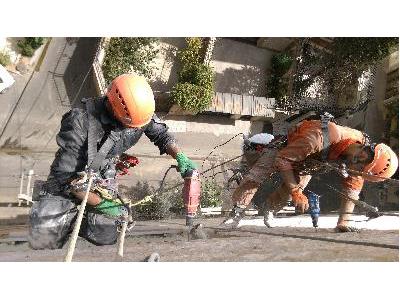 پیچ و رولپلاک نمای ساختمان