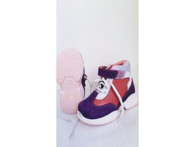 مرکز ارتوپدی فنی دادمهر،ساخت و طراحی انواع کفی وکفش های ارتوپدی و دیابتی،ساخت و ارائه انواع کمربند های طبی ، زانو بند و…