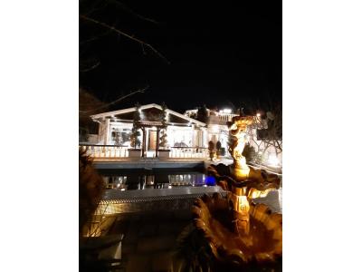 سقف روف گاردن-باغ ویلا 1000 متری مدرن در شهرک زعفرانیه کردان