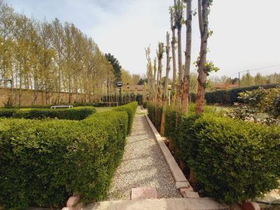 2000 متر باغ ویلای فاخر در شهریار