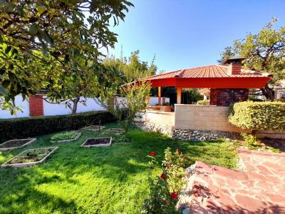 2150 متر باغ ویلای بسیار زیبا در شهرک زیبادشت