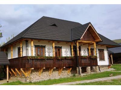 اجرای سقف شیبدار و نصب ورق سنگریزه دار طرح سفال و... 