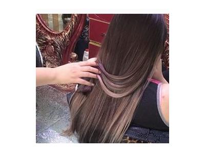 زیباترین کاشت ناخن و میکاپ عروس در سالن زیبایی رژ و لاک