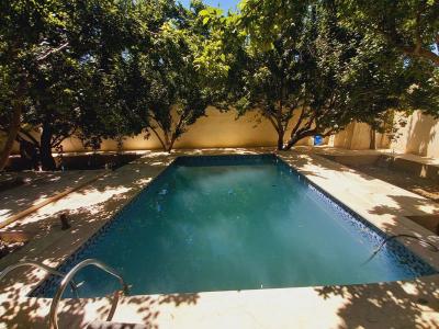 900 متر باغ ویلا بنادار در شهریار