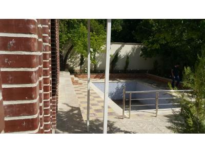 فروش باغ ویلا ۸۰۰ متری در لم آباد ملارد(کد139)