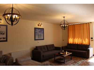 1800 متر باغ ویلای سنددار در شهریار