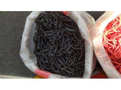 زنجیر پلاستیکی مشکی 