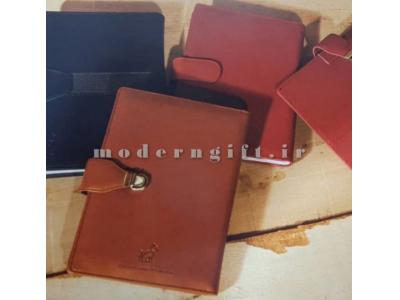 کلاسور و سررسید چرمی