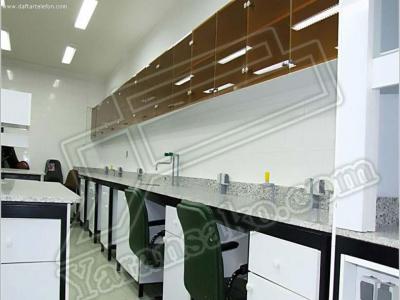 تولید و نصب انواع هود و سکوهای  آزمایشگاهی   یاران سکو تجهیز      