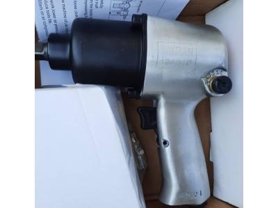 بكس بادي تايتيان