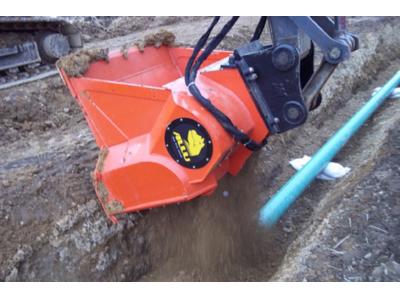 سرند هیدرولیکی جهت پروژه انتقال خطوط لوله گذاری گاز 