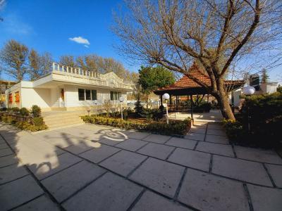 باغ ویلا 2200 متری با انشعابات قانونی در شهریار