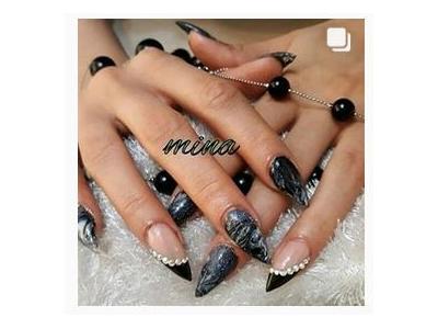 زیباترین کاشت ناخن و میکاپ عروس در سالن زیبایی رژ و لاک