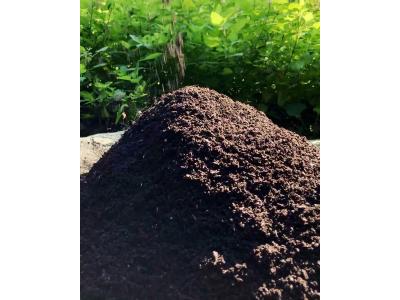 کود کاملا ارگانیک ورمی کمپوست در اصفهان 