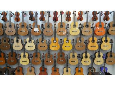 گیتار-فروش انواع گیتار(یاماها،کرت،الحمبرا و سایر برندها)