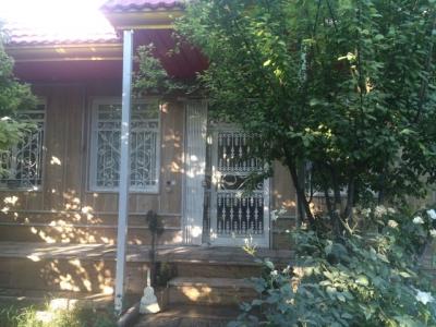 فروش باغ ویلا ۷۰۰ متری در کردزار شهریار(کد147)