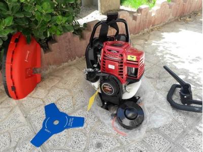 علف زن هوندا ، علف تراش پشتی موتوری