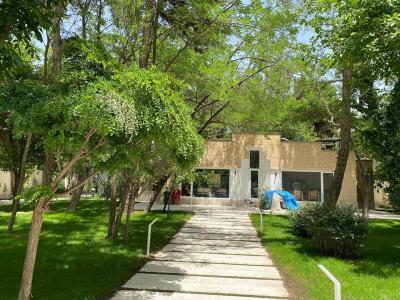 اقامت خرید ملک-2300 متر باغ ویلا با مجوز در زیبادشت
