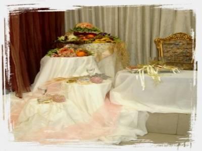 تاج گل-سفره عقد و میوه آرایی دالان بهشت ، تزئین خرید عروس و داماد