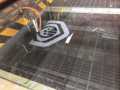 ساخت تابلو های چنلیوم و برش لیزری