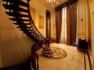 عمارت رویایی 1000 متری با جواز شهرداری در شهریار