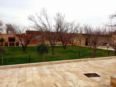 1000 متر باغ ویلای  نوساز در شهریار