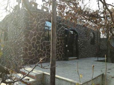 دیش های درب دار-باغ 3070 متری با دو ویلای مجزا 